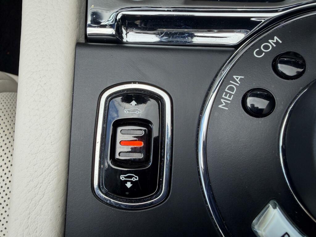 Rolls-Royce Ghost Silver Badge Silver #56