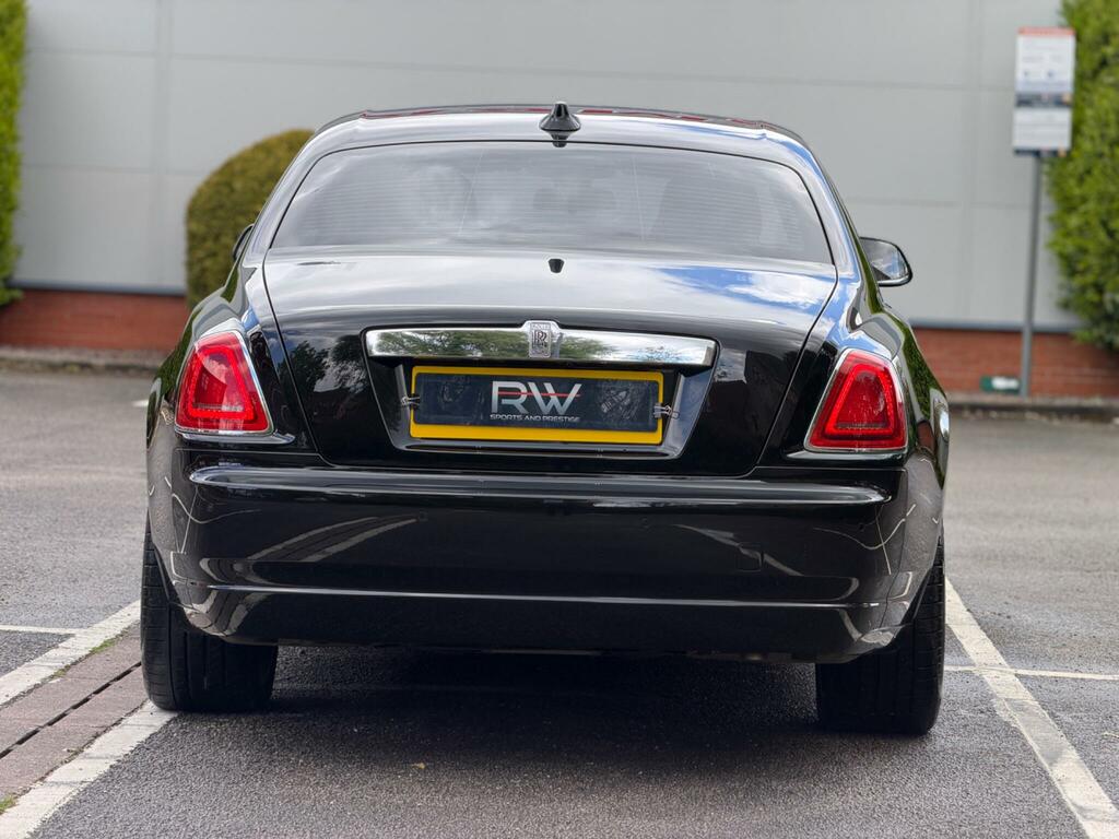 Rolls-Royce Ghost Silver Badge Silver #70