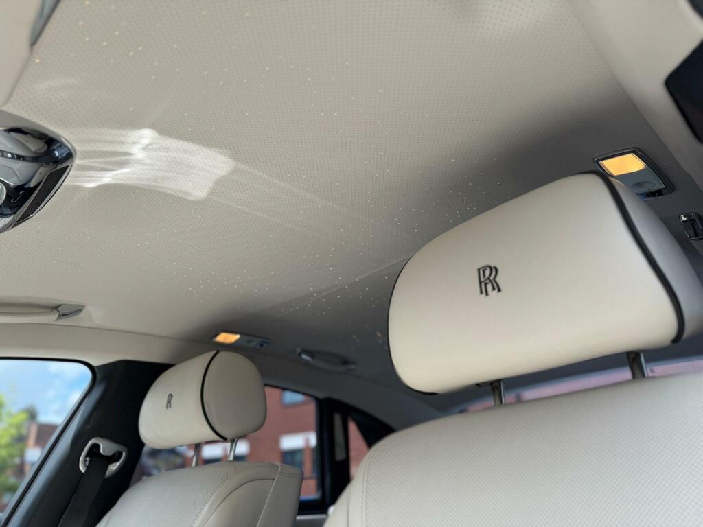 Rolls-Royce Ghost Silver Badge Silver #42