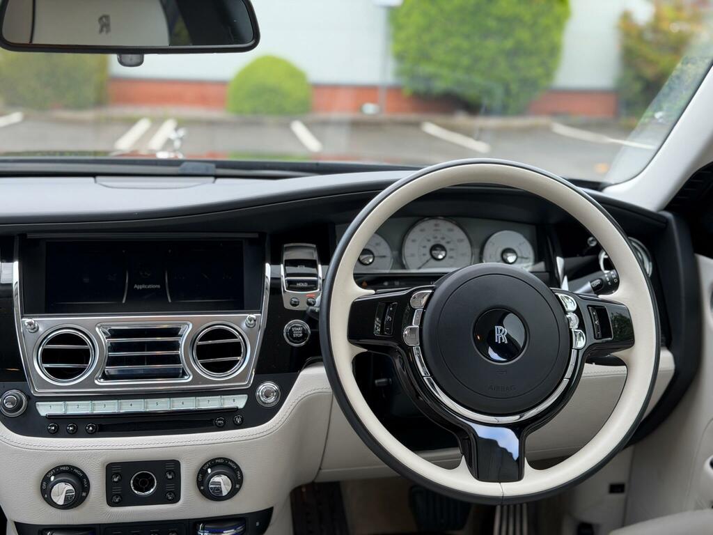Rolls-Royce Ghost Silver Badge Silver #65