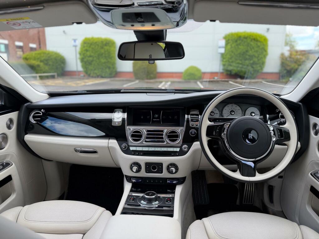 Rolls-Royce Ghost Silver Badge Silver #6