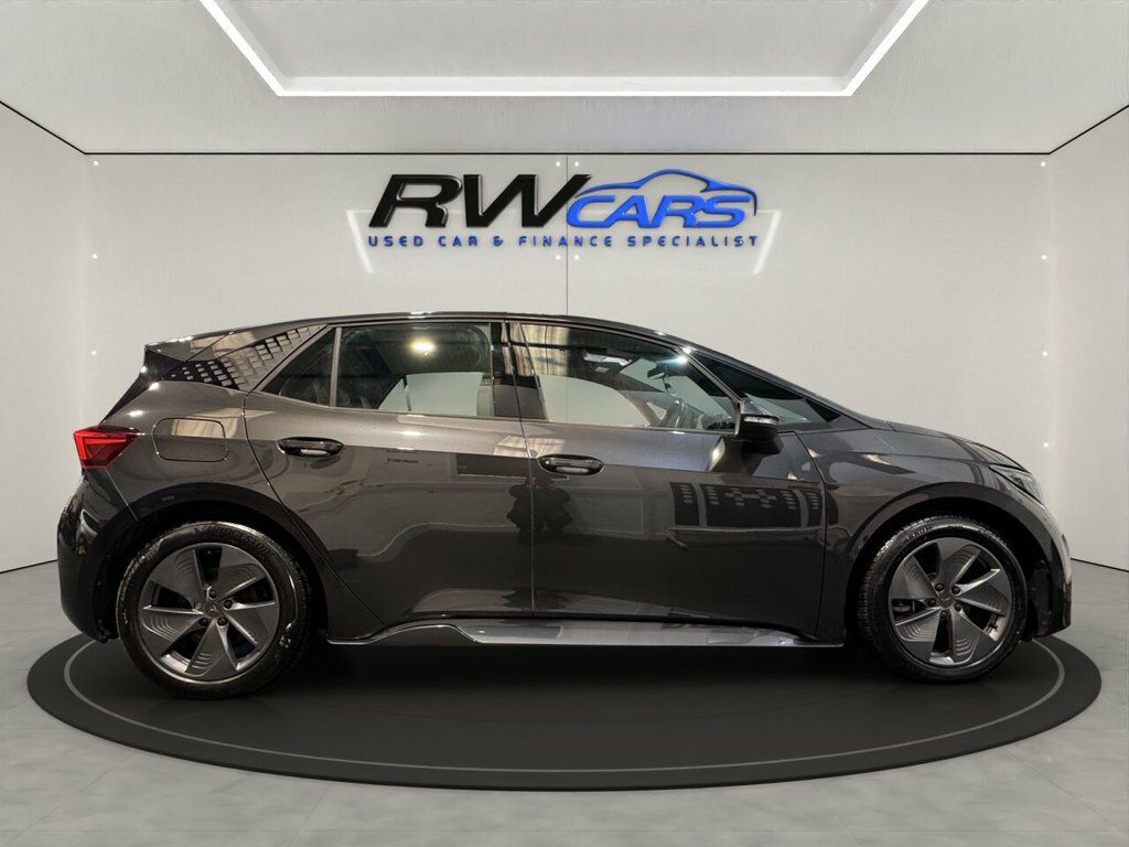 Cupra Born Hatchback NJ73KVG Grey #4