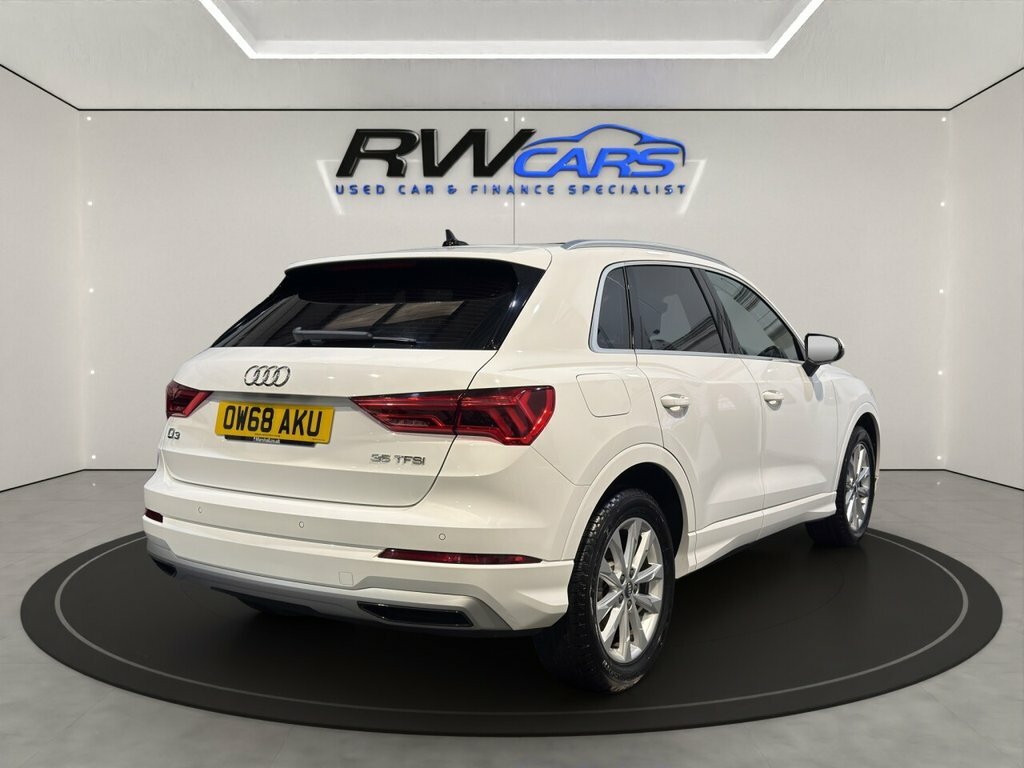 Audi Q3 Suv OW68AKU White #5
