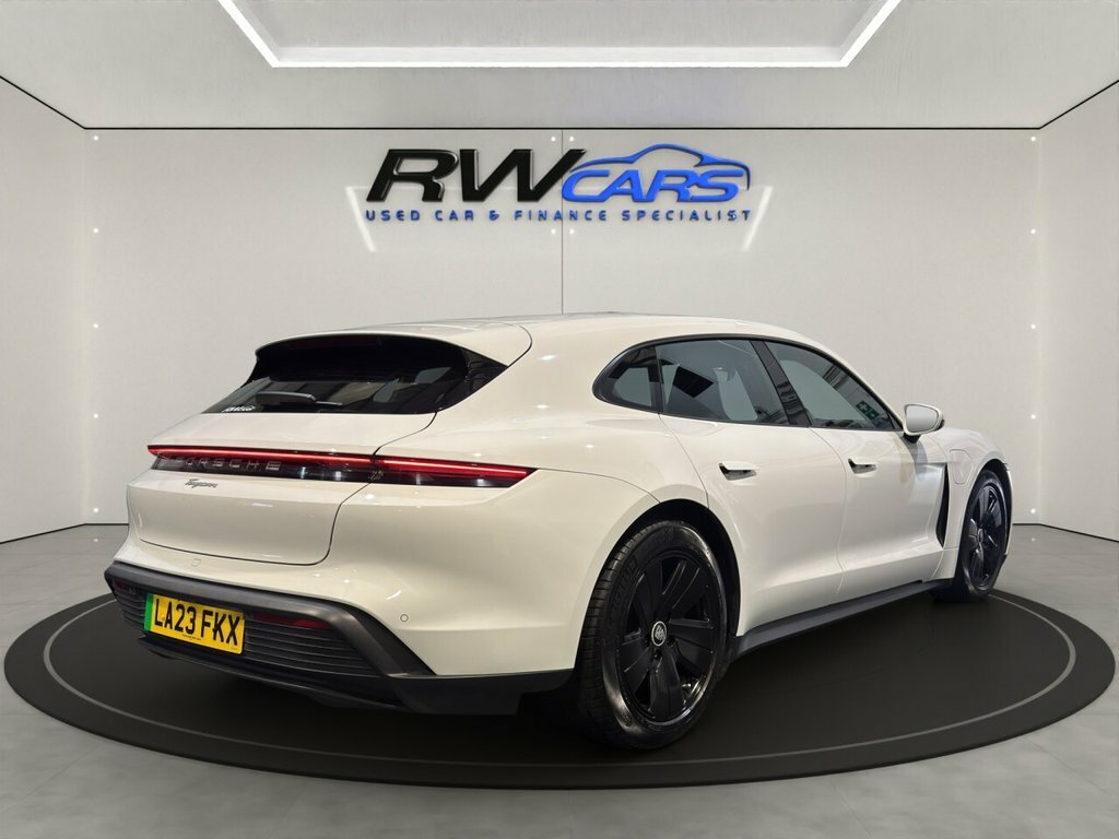 Porsche Taycan Estate White #4