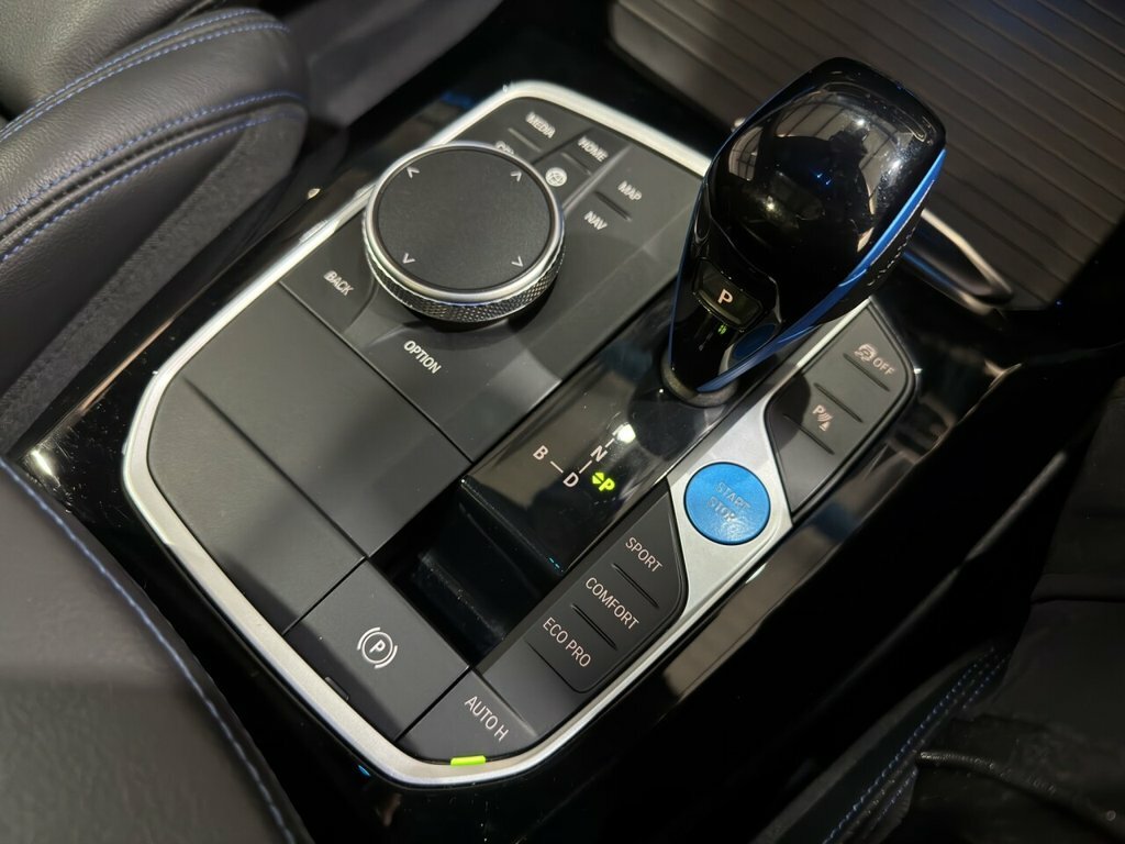 BMW iX3 M Sport White #10