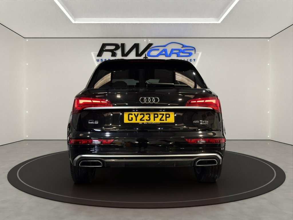 Audi Q5 Suv Black #2