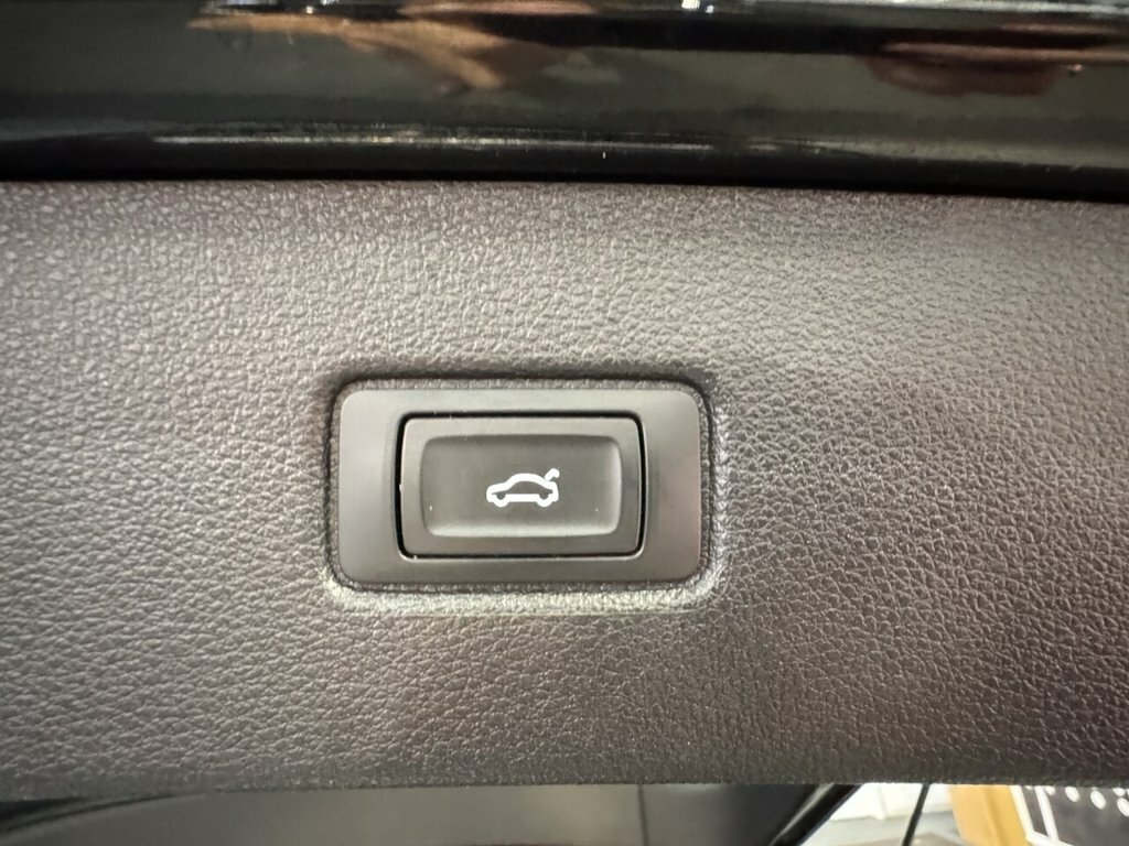 Audi Q7 S Line Blue #23