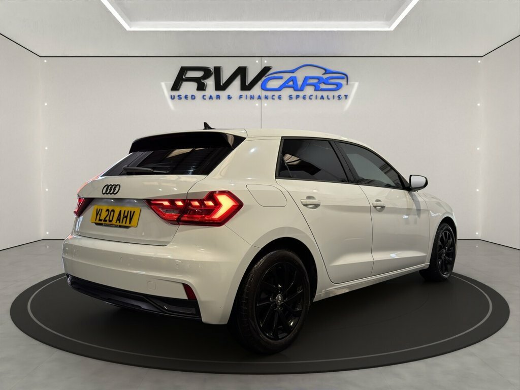 Audi A1 1L Sport White #4