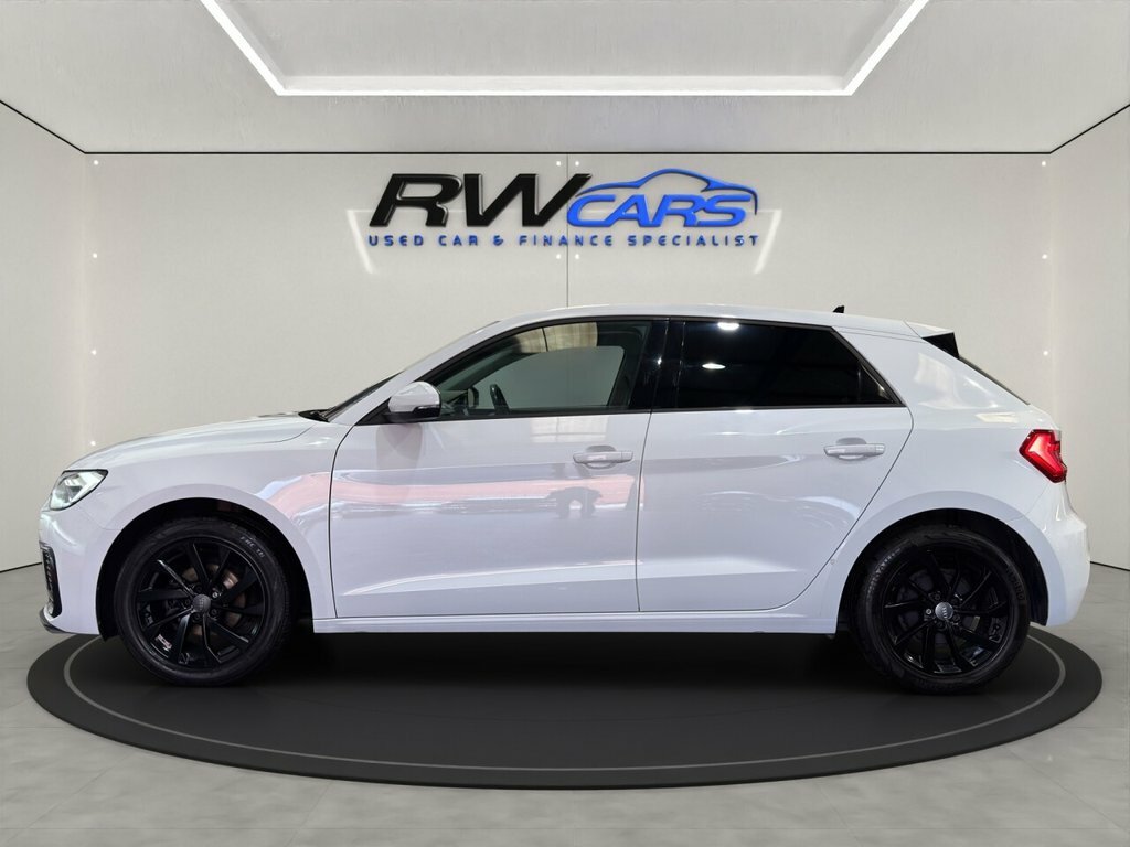 Audi A1 1L Sport White