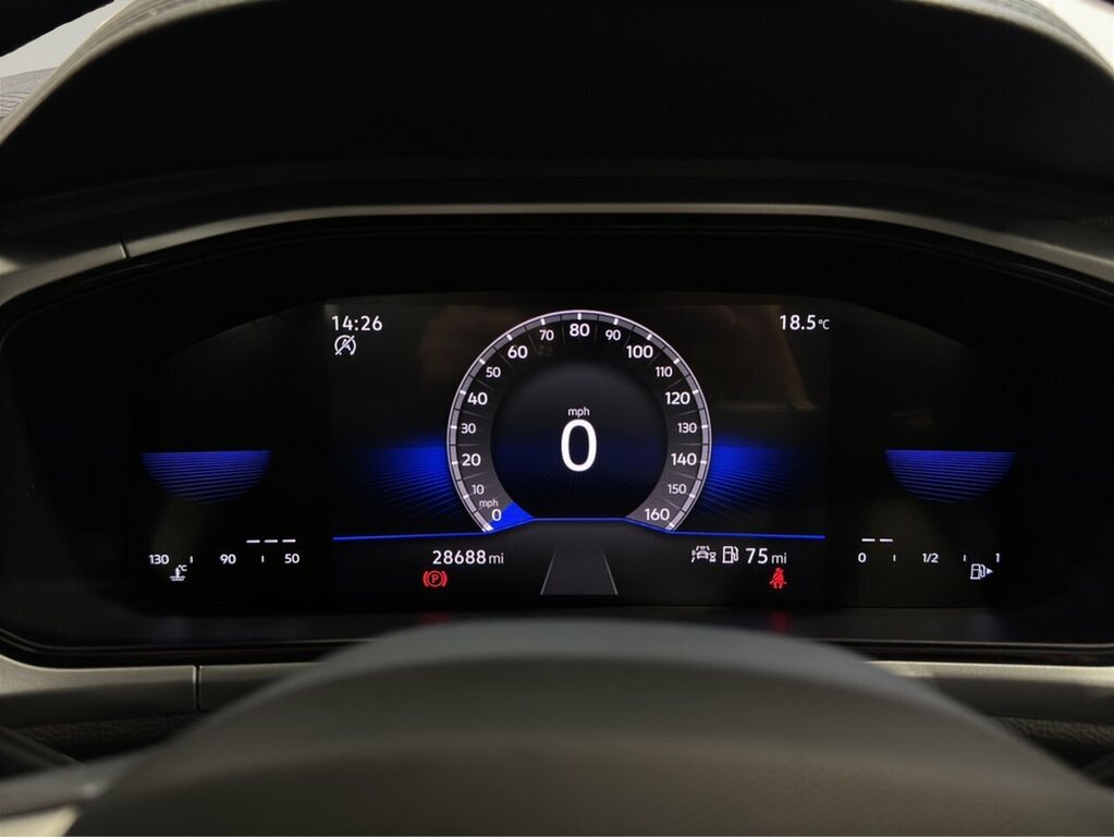Volkswagen T-Roc Suv Black #6