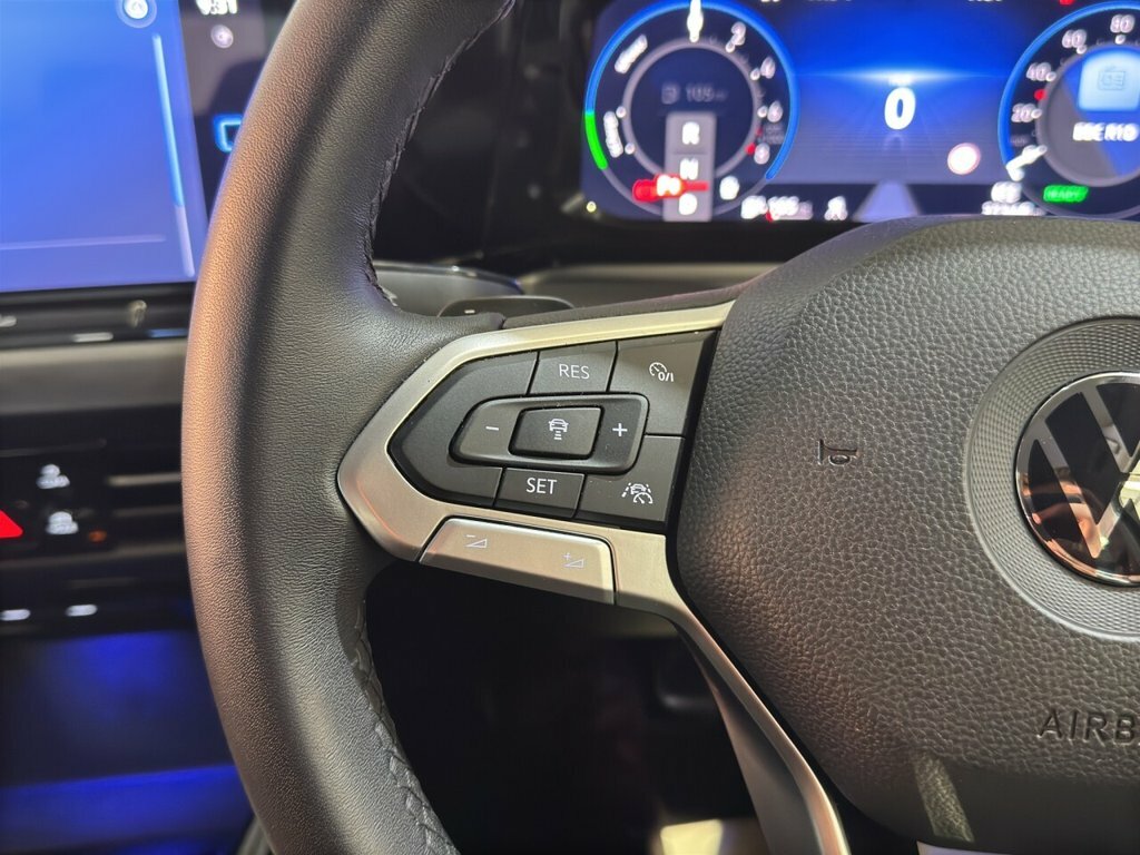 Volkswagen e-Golf Hatchback Blue #10