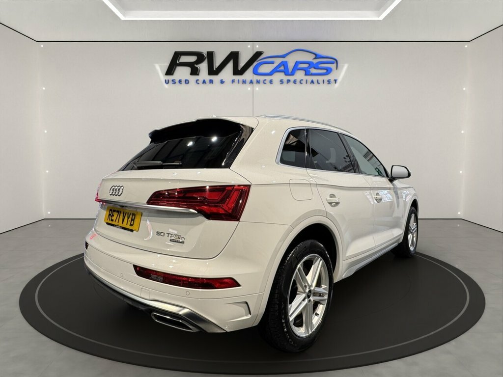 Audi Q5 Suv White #5
