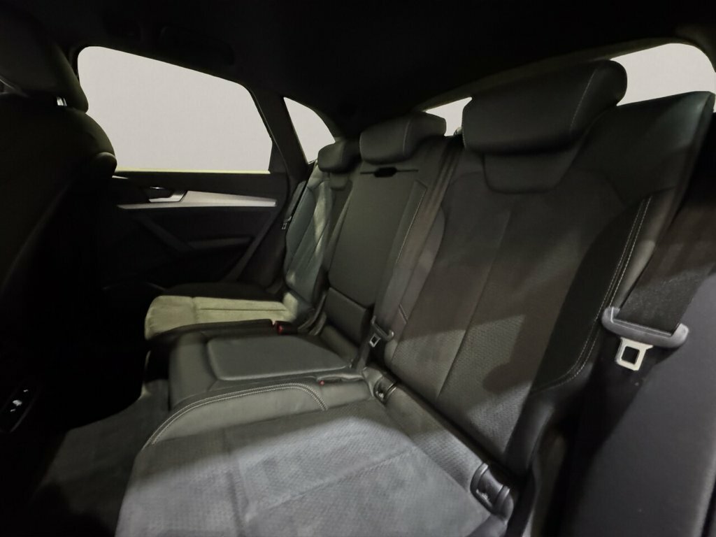 Audi Q5 S Line Black #25