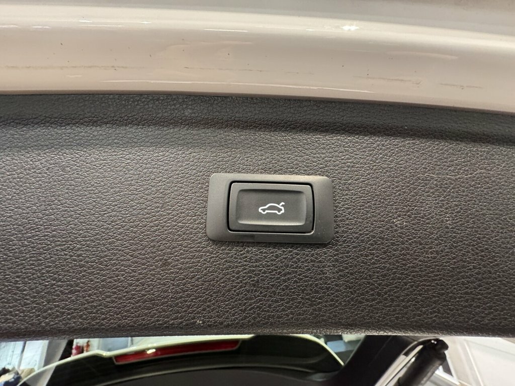 Audi Q5 S Line Black #24