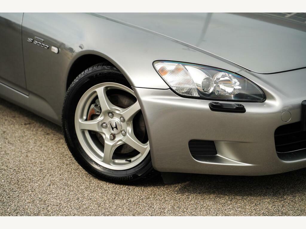 Honda S2000 2.0 Roadster Convertible Silver