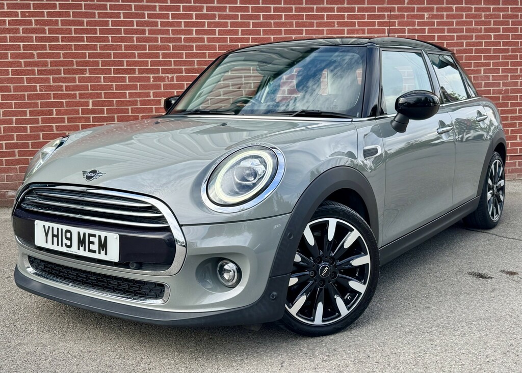 Mini Hatch 1.5 5-Door Hatch Cooper Exclusive YH19MEM Grey