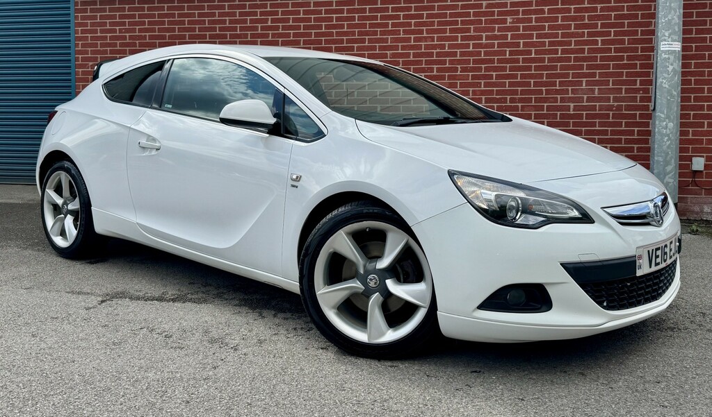 Vauxhall Astra GTC 1.6 Cdti Ecoflex Sri White #3