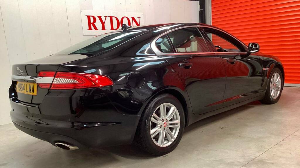 Jaguar XF 2.2D 163 Luxury Black #5