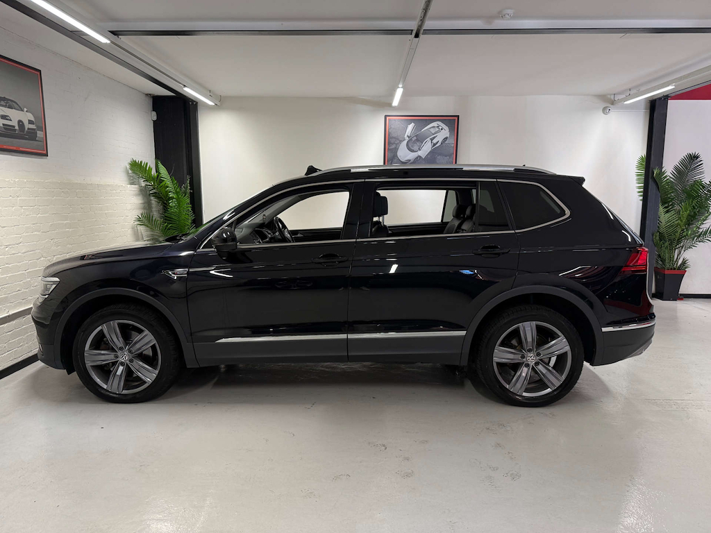 Volkswagen Tiguan Allspace Allspace Sel Tdi 4Motion 4Wd KR20KJV Black #5