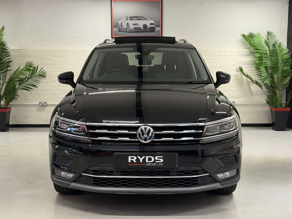 Volkswagen Tiguan Allspace Allspace Sel Tdi 4Motion 4Wd KR20KJV Black #2