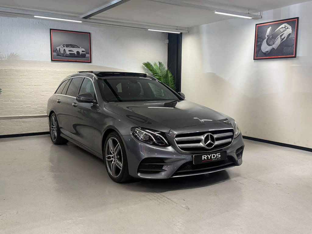 Mercedes-Benz E Class E 220 D Amg Line Premium Grey