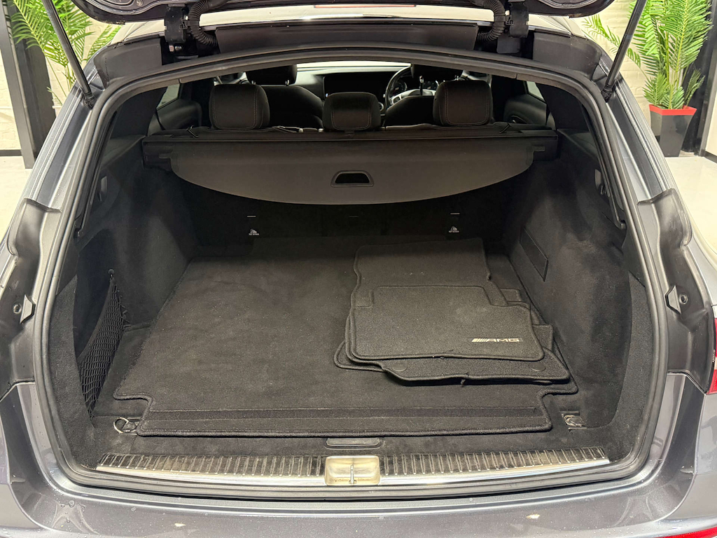 Mercedes-Benz E Class E 220 D Blue #25