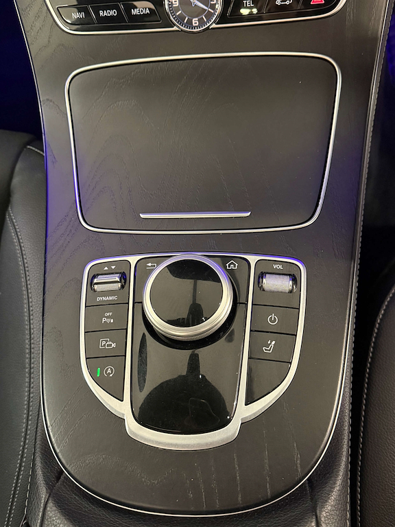 Mercedes-Benz E Class E 220 D Blue #18