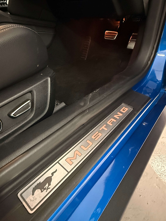 Ford Mustang 2.3L Null Red #26
