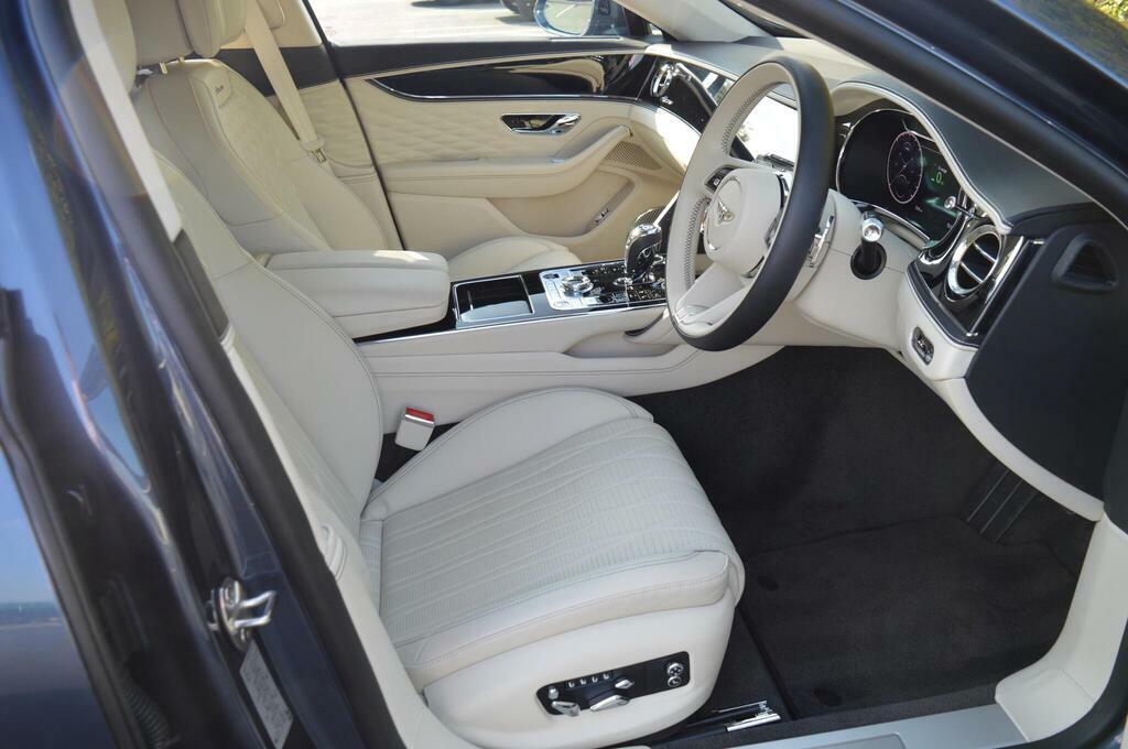 Bentley Flying Spur Speed First Edition Grey #18