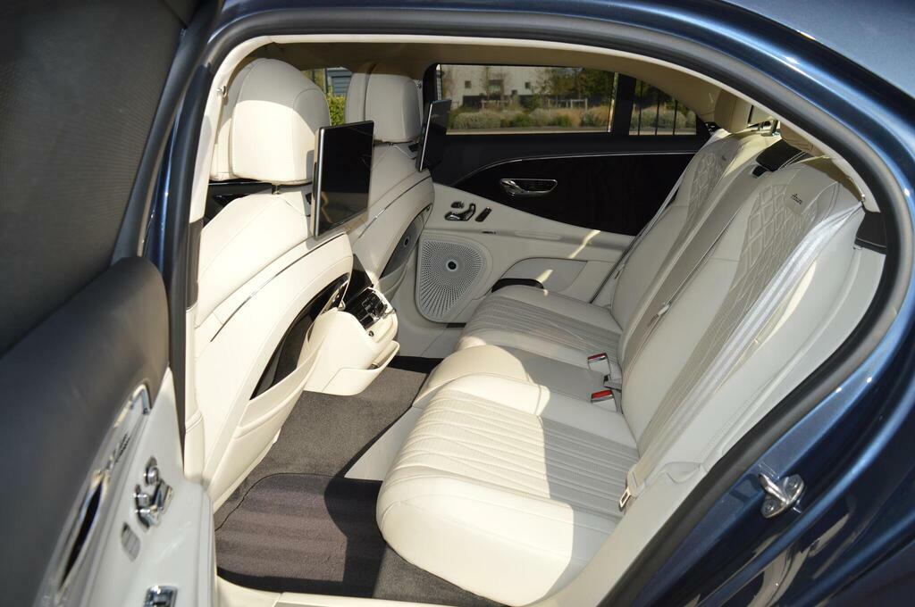 Bentley Flying Spur Speed First Edition Grey #31