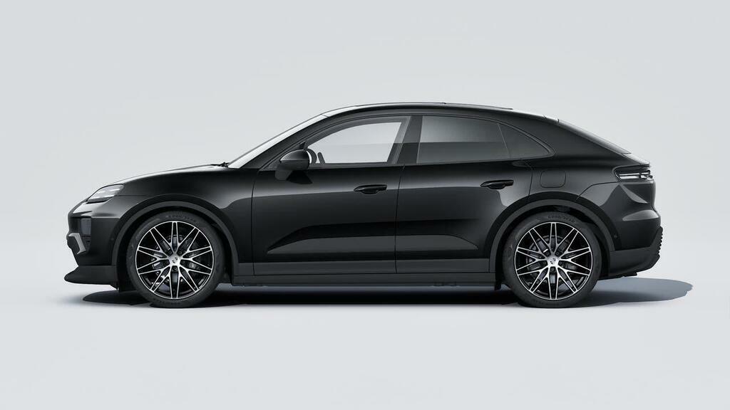 Porsche Macan 4 #2