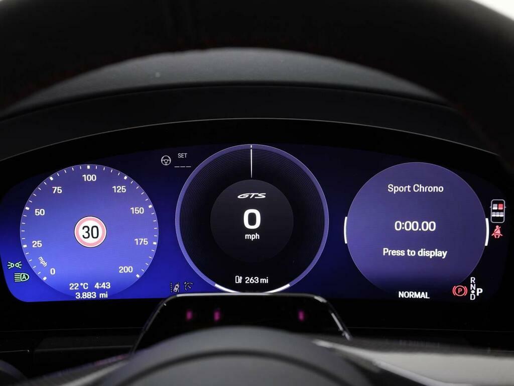 Porsche Macan Base #65
