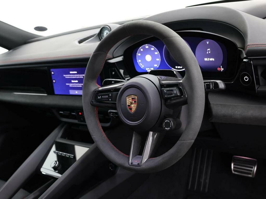 Porsche Macan Gts  #4