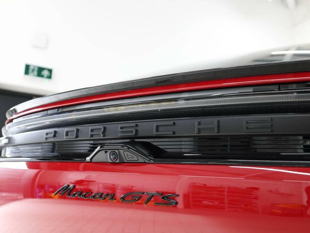Porsche Macan Base #14