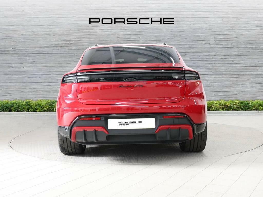 Porsche Macan Base #9