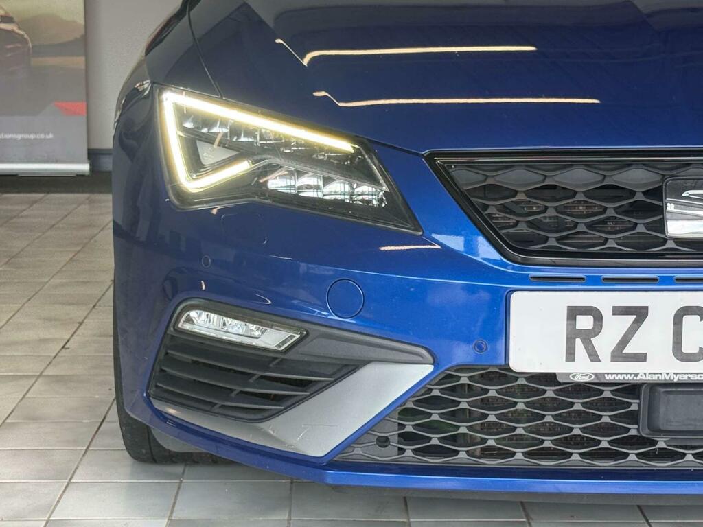 Seat Leon Cupra 300 Blue #4
