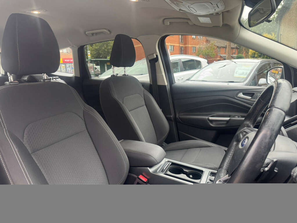 Ford Kuga  White #5