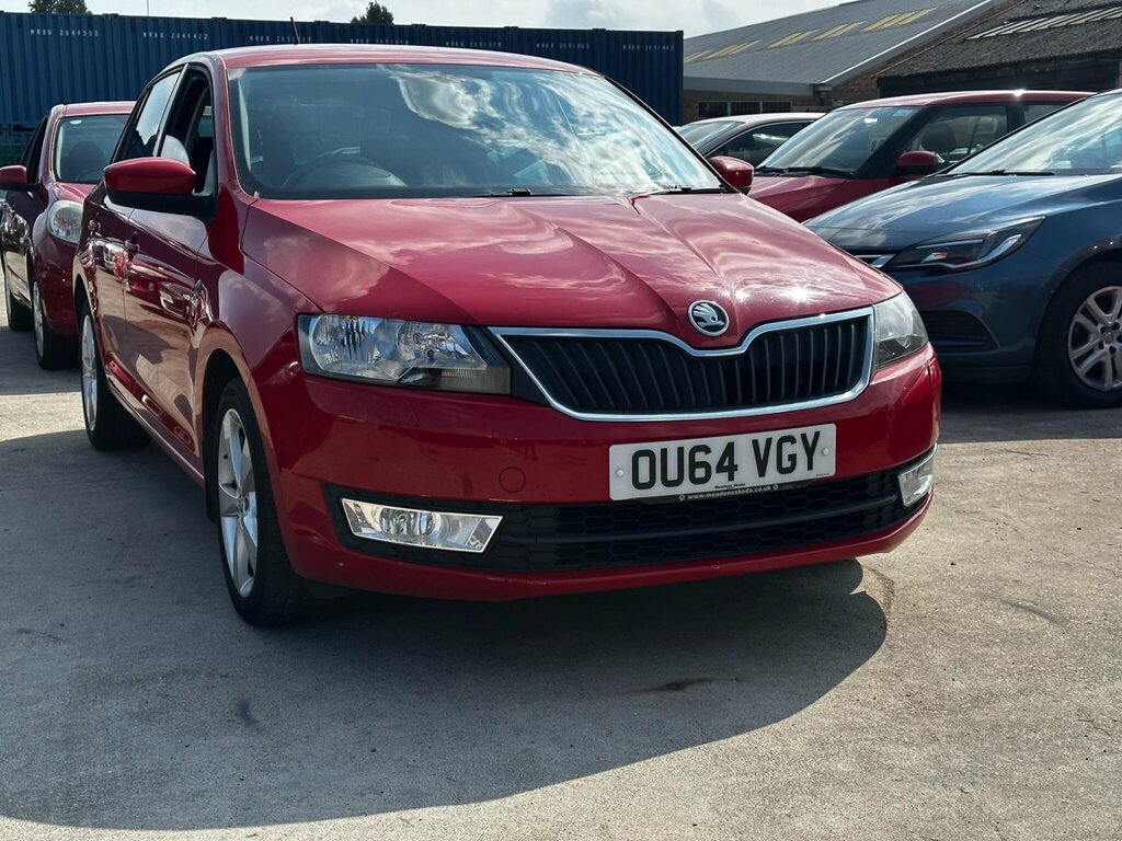 Skoda Rapid Spaceback 1.4 Tsi Se Tech Hatchback Dsg Euro 6 S Red