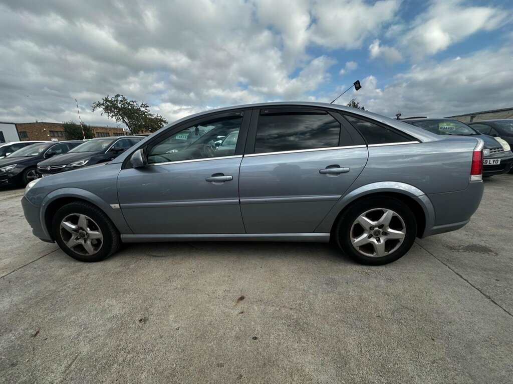 Vauxhall Vectra Hatchback Silver #10