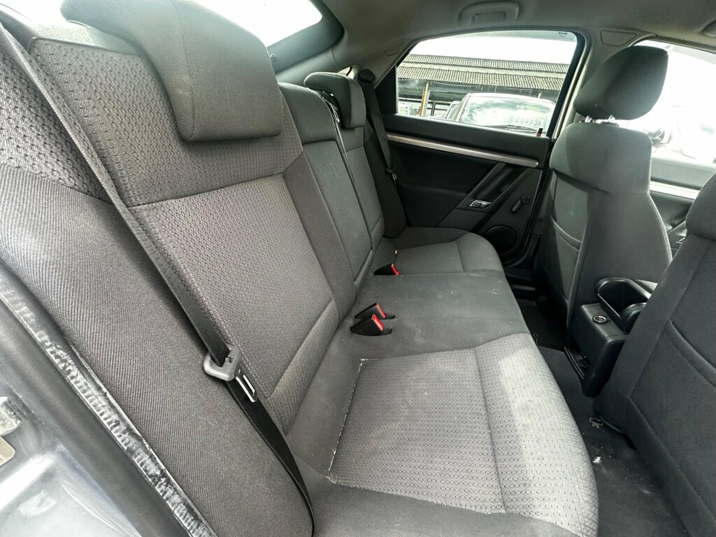 Vauxhall Vectra Hatchback Silver #30
