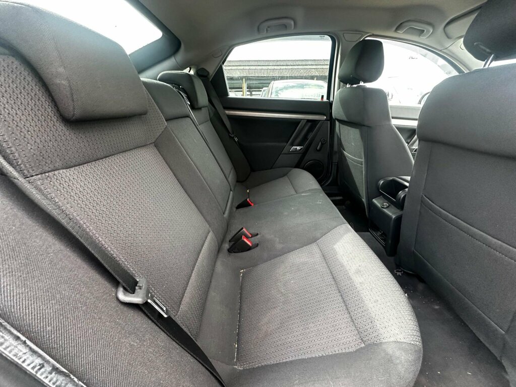 Vauxhall Vectra Hatchback Silver #31