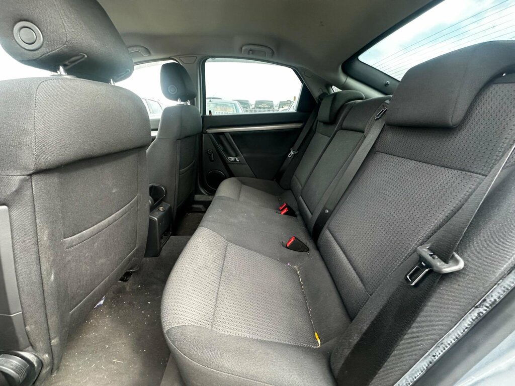 Vauxhall Vectra Hatchback Silver #29