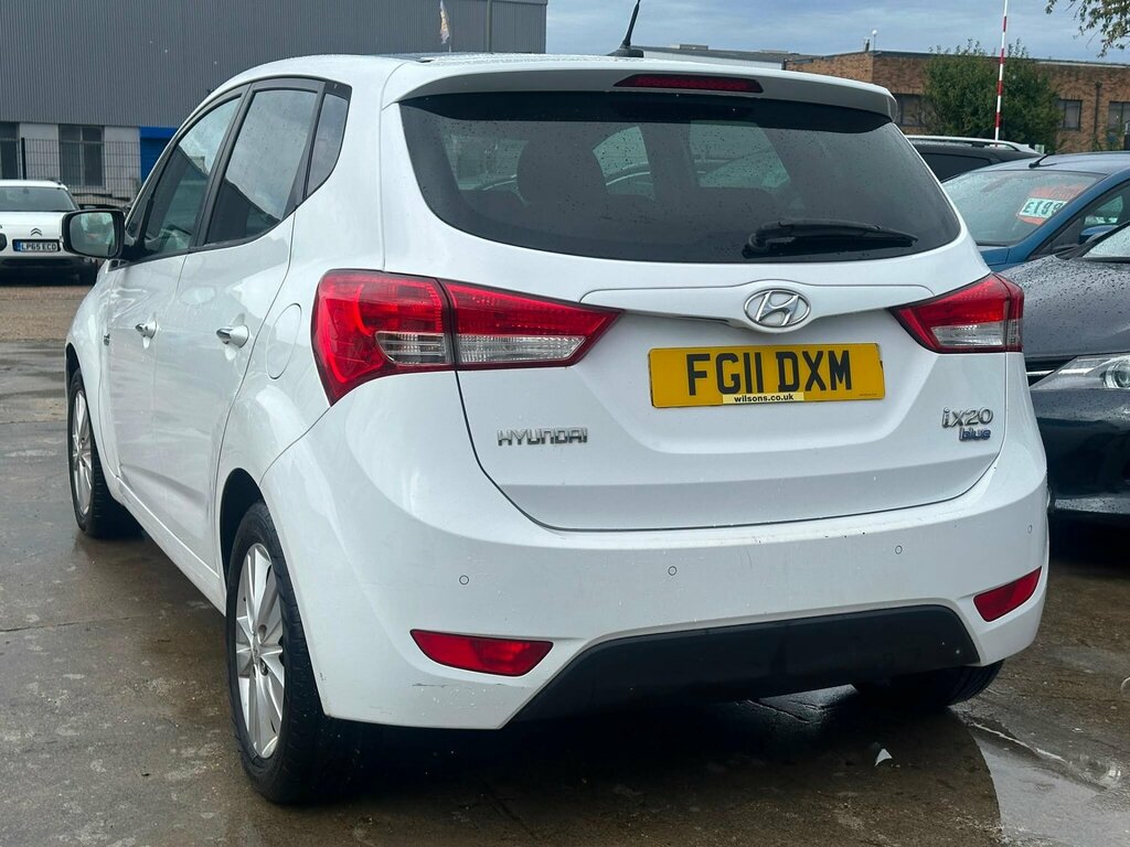 Hyundai Ix20 1.4 Style Euro 5 Ss White #5