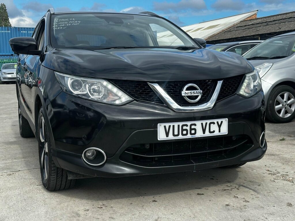 Nissan Qashqai 1.2 Dig-t N-connecta 2Wd Euro 6 Ss Black