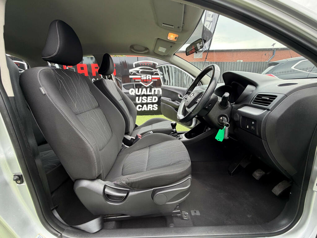 Kia Picanto 1 White #21