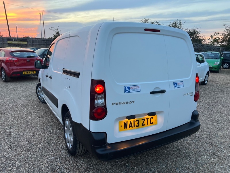Peugeot E-Partner E-hdi Tepee S Rare Blue #11