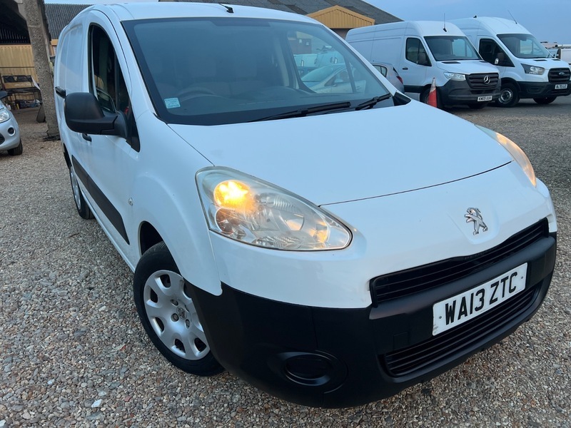 Peugeot E-Partner E-hdi Tepee S Rare Blue #17