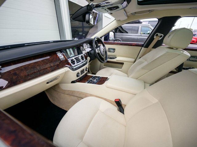 Rolls-Royce Ghost Ghost V12 Black #24