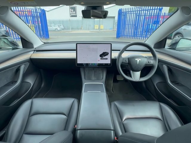 Tesla Model 3 2021 Dual Motor Long Range Saloon A GJ71NLK Black #3