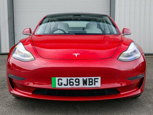Tesla Model 3 2019 Dual Motor Performance Saloon GJ69WBF Red #3